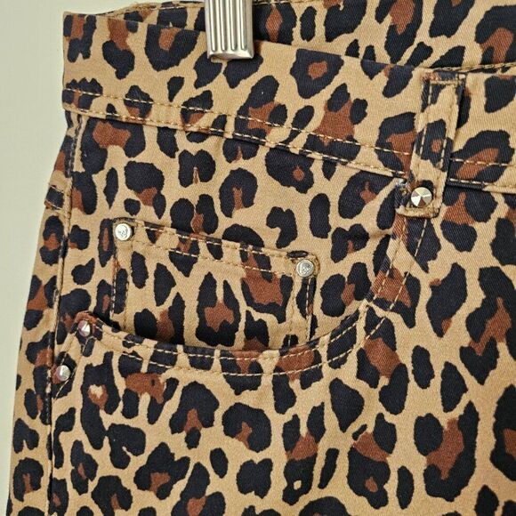 EUC LIKE NEW ZARA ANIMAL PRINT MID RISE SOFT PANTS SIZE 34 WOMENS - Picture 9 of 16